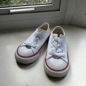 Toddler Converse 7M